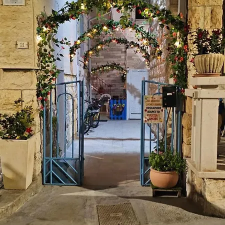 Appartement A Un Passo Dal Mare - House *